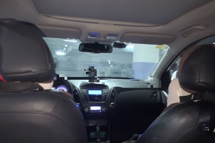 Used Hyundai ix35 2013 2.4L Automatic Two-Wheel Drive Leading GLX China V Standard Headliner