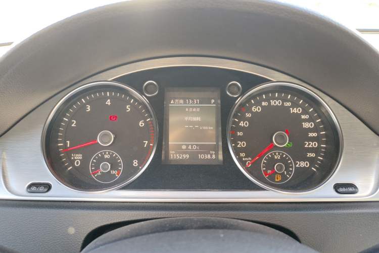 Used Volkswagen FAW-Volkswagen CC 2013 1.8TSI Luxury Model Instrument Cluster