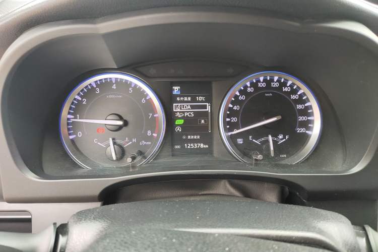 Used Toyota Highlander 2018 2.0T Four-Wheel Drive Luxury Version 7 Seats China VI Standard