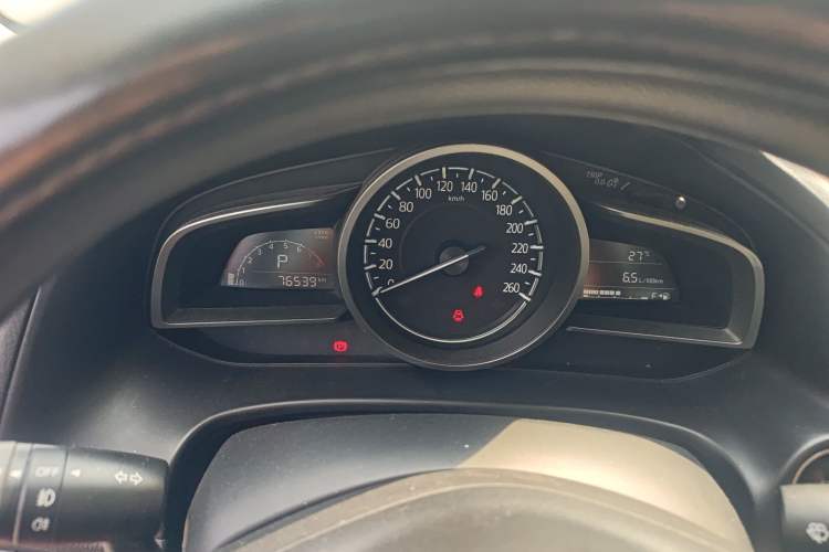 Used Mazda 3 Axela 2017 Sedan 1.5L Automatic Luxury Model Emission Standard China V Instrument Cluster