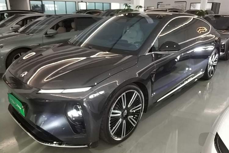 Used Nio ET9 2025 100kWh Signature Edition Guazi used car, China used car export, Used car for sale, Used  cars, Cheapest cars for sale