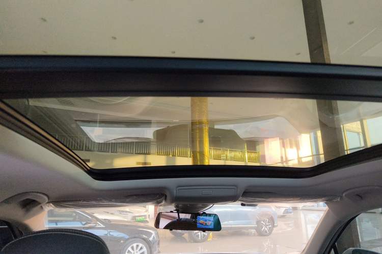 Used Volkswagen Tiguan L New Energy 2023 430 PHEV Plug-in Hybrid Prestige Edition Headliner