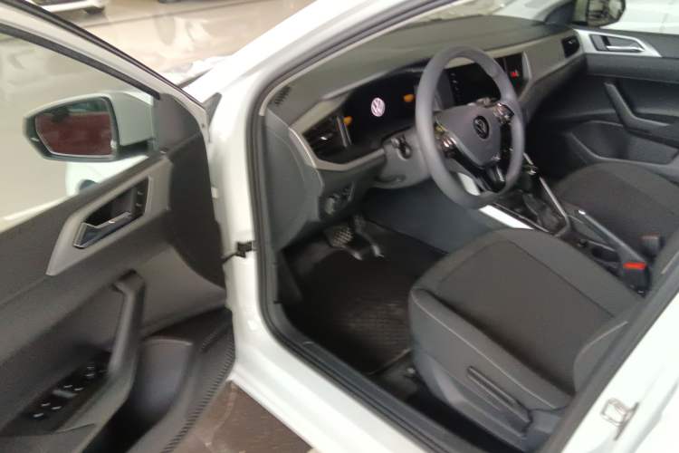 Used Volkswagen Polo 2023 Revised Plus 1.5L Automatic Panoramic Enjoyment Edition Driver Seat