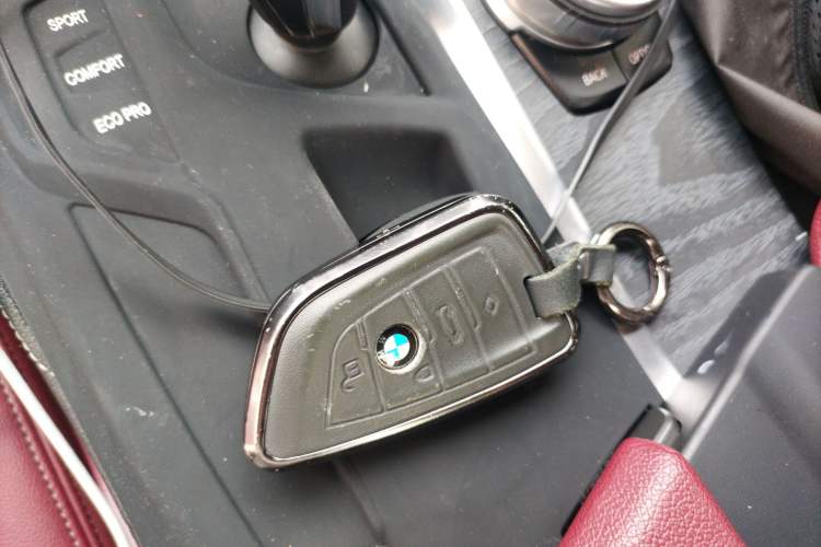 Used BMW 5 Series 2022 530Li Leading Model M Sport Package Vehicle Key