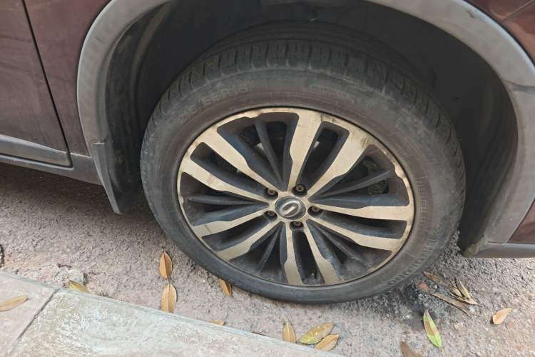 Used GAC Trumpchi GS4 2016 235T Manual Luxury Edition Right Front Wheel Hub