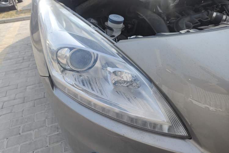 Used Peugeot 3008 2015 1.6THP Automatic Classic Edition