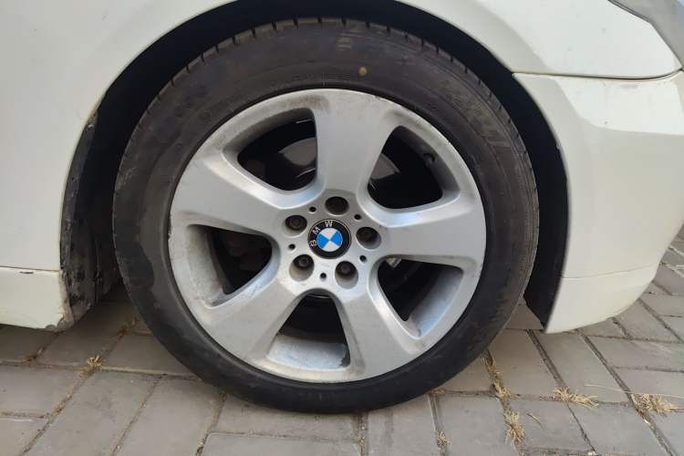 Used BMW 5 Series 2010 520Li Leading Model