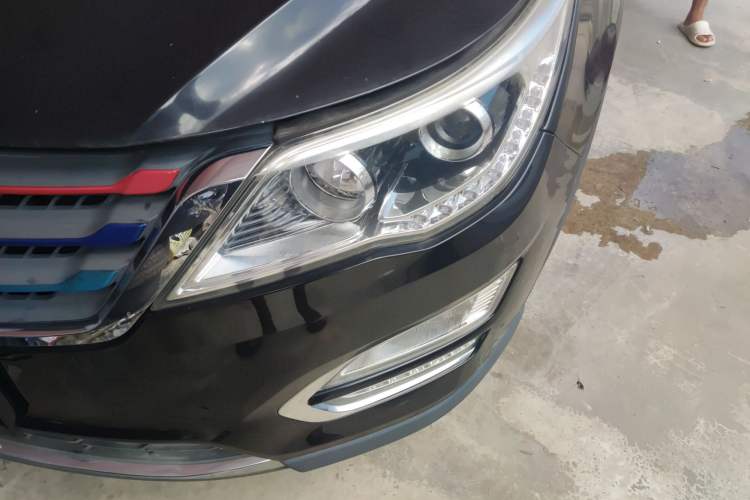 Used Baojun 560 2016 1.5T Manual Comfort Edition
