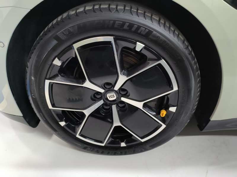Used Xiaomi Auto SU7 2024 Rear-Drive Long-Range Intelligent Driving Version — 22