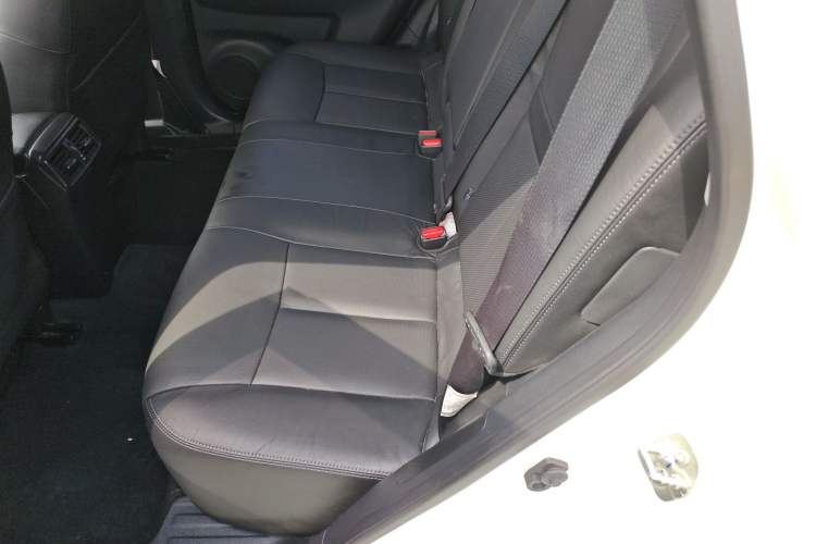 Used Nissan X-Trail 2017 2.0L CVT Comfort Edition 2WD Left Rear Seat