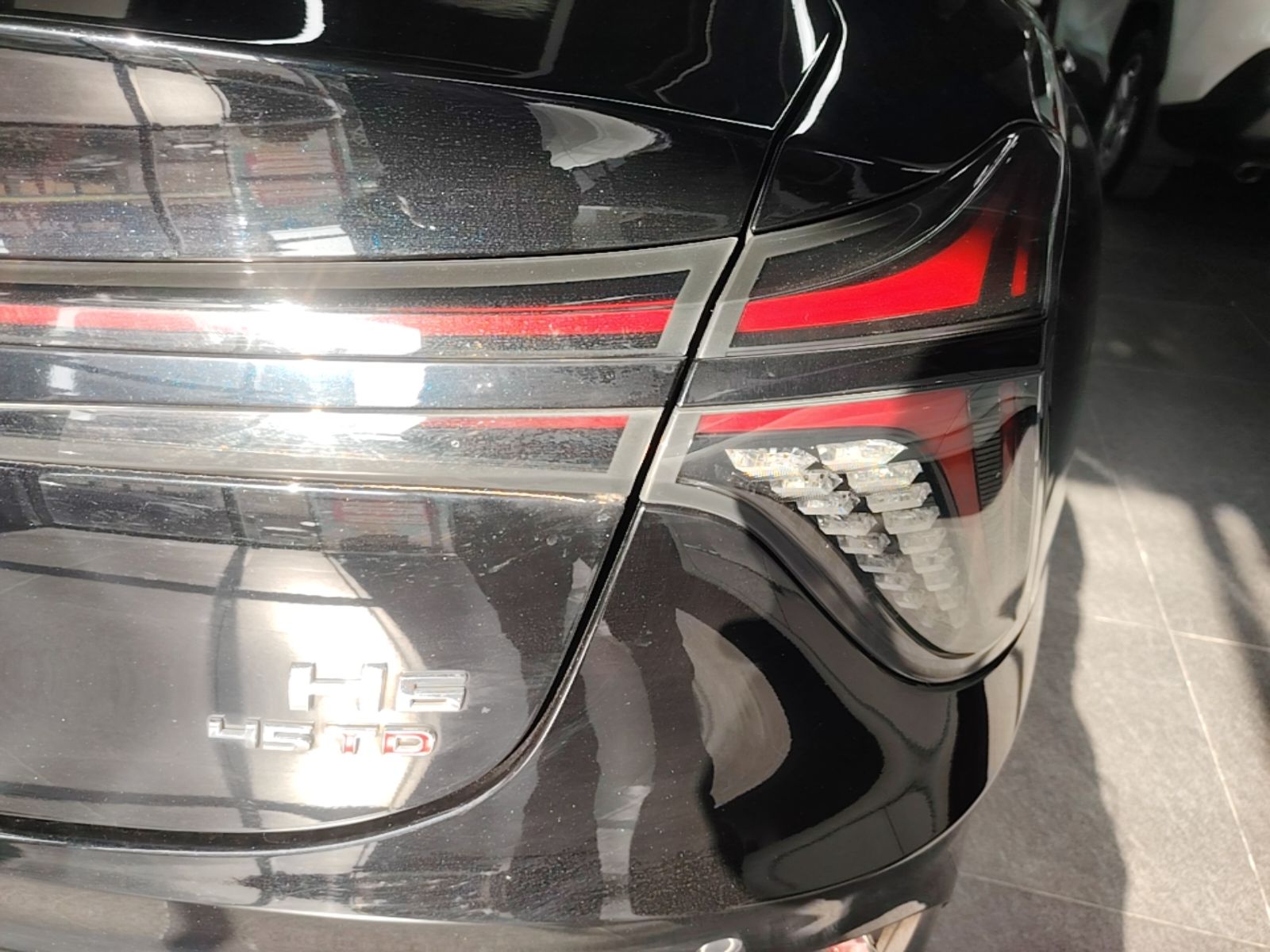 Hongqi H6 2023 2.0T ZhiShang Version — снимка 9