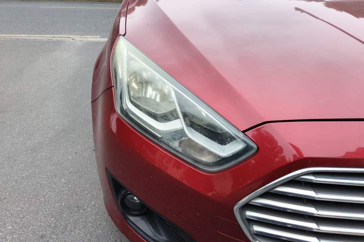 Used Ford Escort 2015 1.5L Automatic Comfort Edition
