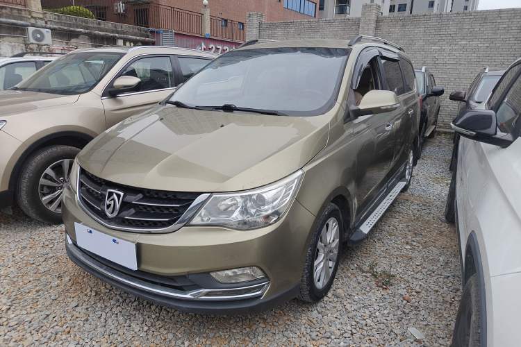 Used Baojun 730 2016 1.5L Manual Comfort Version 7 Seats China V Emission Standard