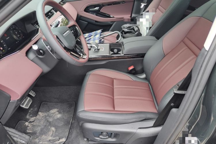 Used Land Rover Range Evoque 2024 Aurora L 249 PS Prestige Light-Chasing Edition
