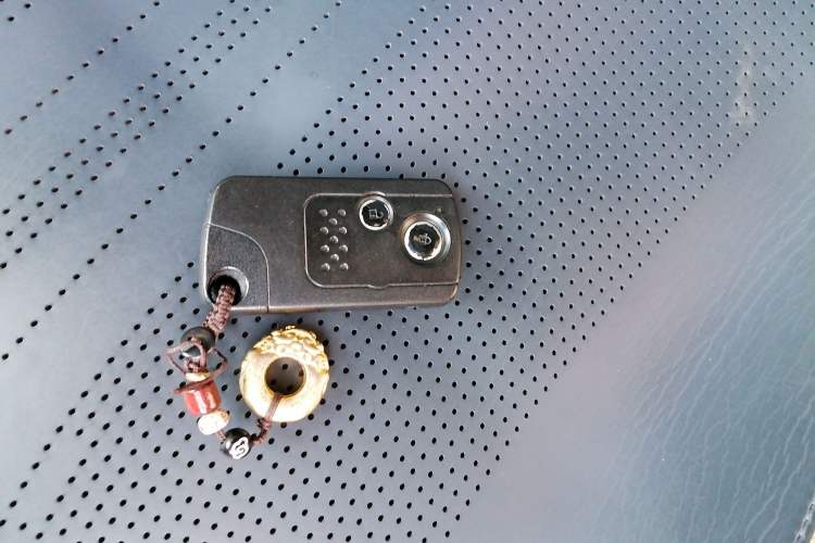 Used Honda Crosstour 2012 2.4L Prestige Edition
