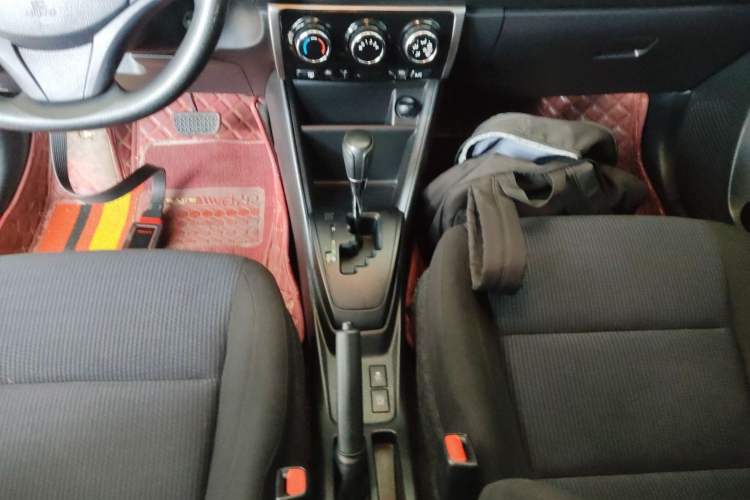 Used Toyota YARiS L Zhi Xuan 2016 Revised 1.5E CVT Charming Edition