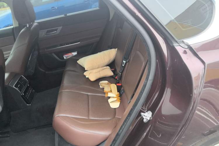 Used Jaguar XFL 2018 XFL 2.0T 250 PS Luxury Edition