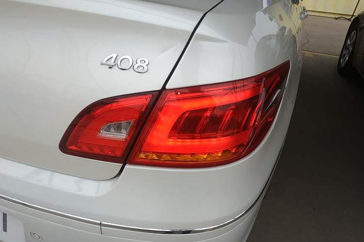 Used Peugeot 408 2013 2.0L Automatic Comfort Edition Right Rear Taillight