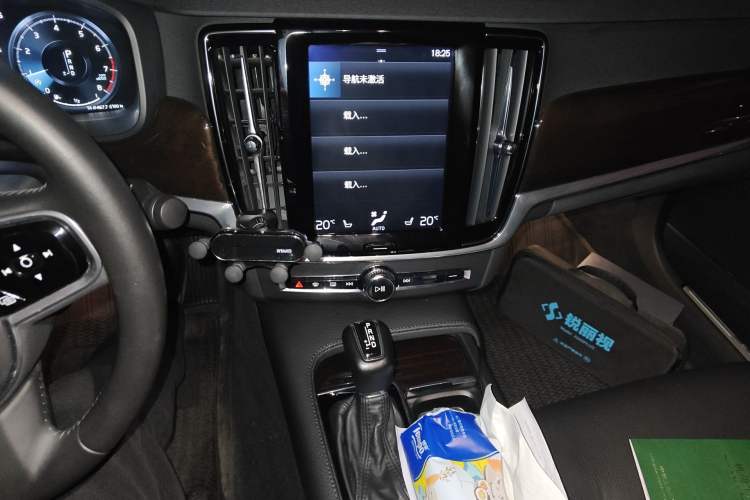 Used Volvo S90 2018 T4 Zhiyuan Edition Audio And AC Panel