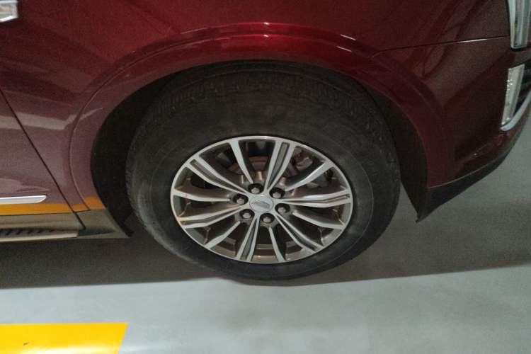 Used Cadillac XT5 2016 28T Four-Wheel Drive Luxury Model
