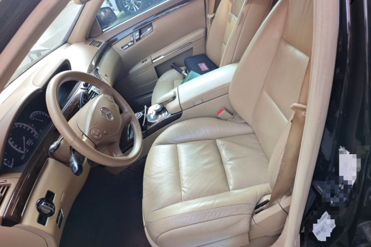 Used Mercedes-Benz S-Class 2012 S 300 L Business Standard Model
