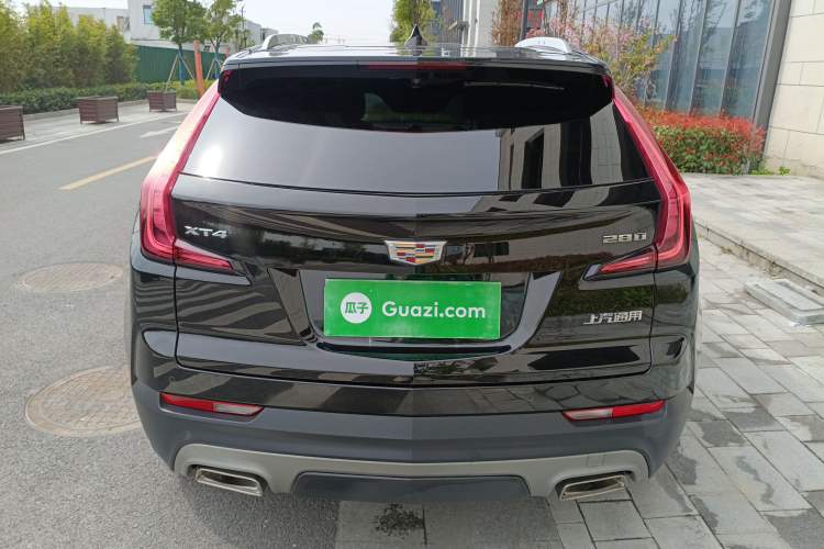 Used Cadillac XT4 2020 28T Two-Wheel-Drive Leading Version
