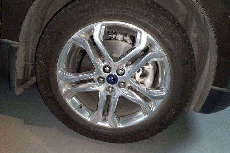 Used Ford Edge 2016 EcoBoost 245 Two-Wheel-Drive Titanium 7-Seater