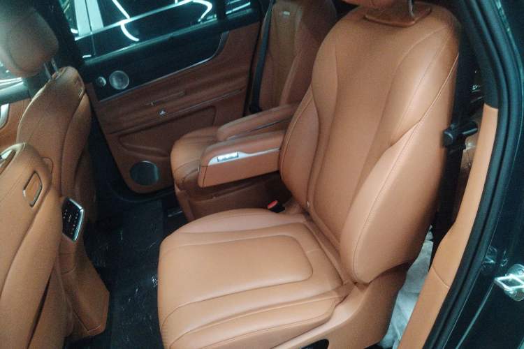 Used Hima AITO M9 2024 Range-Extended Ultra Version 52 kWh 6-Seater Model
