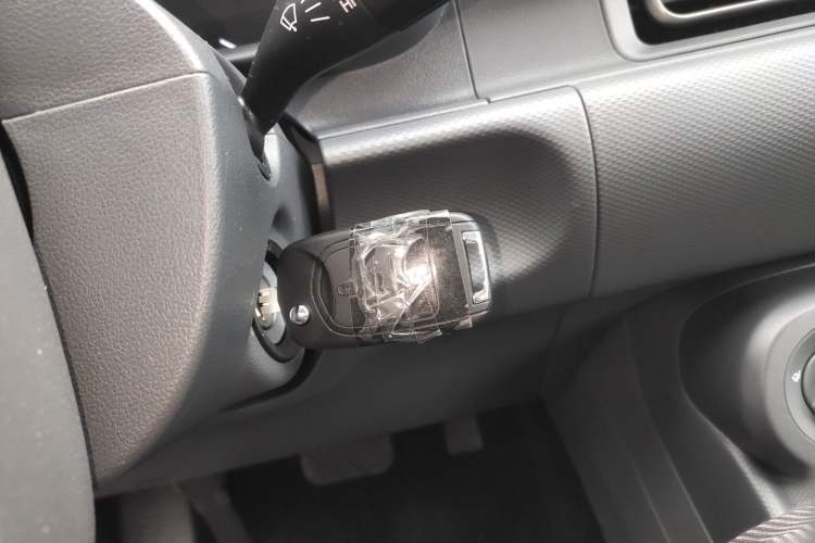 Used Wuling Hongguang New Energy 2025 Extended-Range Hybrid 50KM Comfort Version