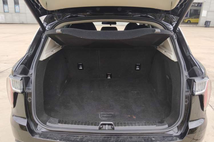 Used Lynk & Co 01 2017 2.0T Two-Wheel Drive Pro Edition
