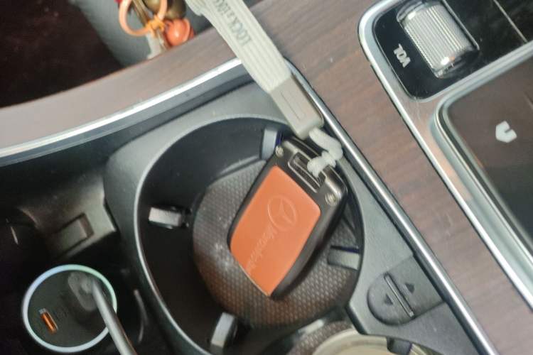 Used Mercedes-Benz GLC 2021 GLC 300 L 4MATIC Dynamic Model Vehicle Key