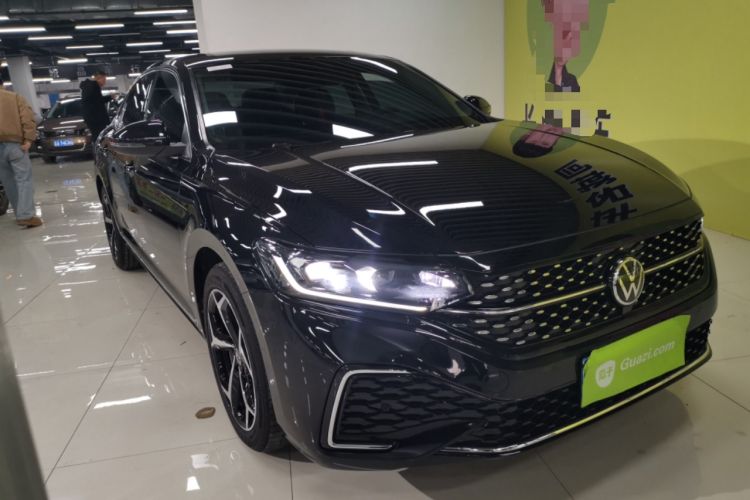 Used Volkswagen Passat 2024 380TSI Starry Dragon Edition