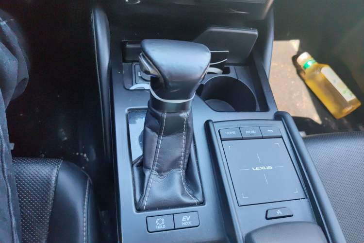 Used Lexus ES 2018 300h Premier Edition China VI Standard
