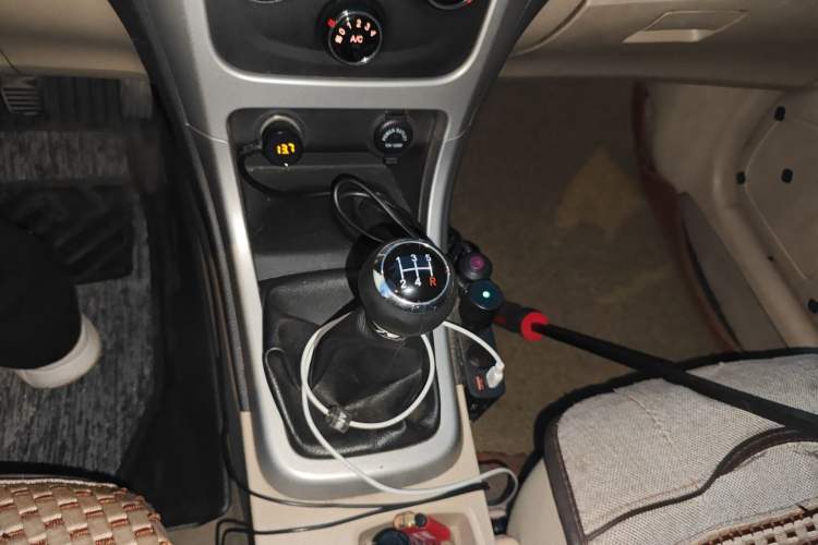 Used BYD F3 2014 1.5L Manual Luxury Model Gear Lever