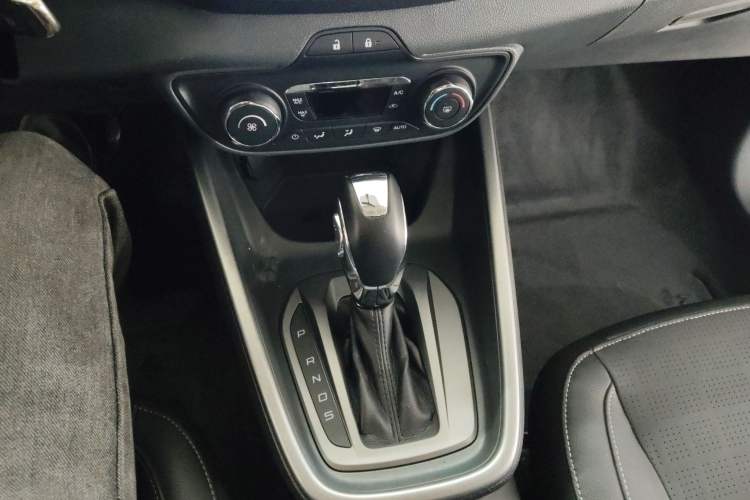 Used Ford Escort 2017 Happiness Edition 1.5L Automatic Fashion Version
