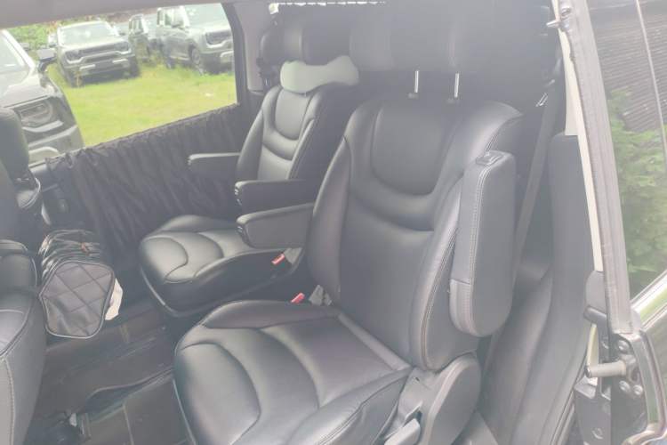 Used Luxgen Great 7 MPV 2016 2.0T Luxury Model
