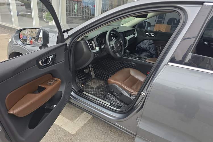 Used Volvo XC60 2018 T5 4x4 Zhiyi Edition
