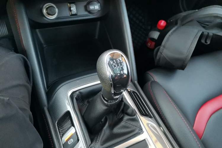 Used Changan CS55 2017 1.5T Manual Colorful Edition