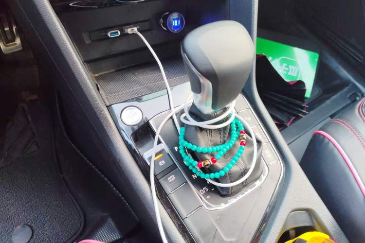 Used Volkswagen Tiguan X 2023 Revised Version 330TSI Two-Wheel-Drive Flagship Edition Gear Lever