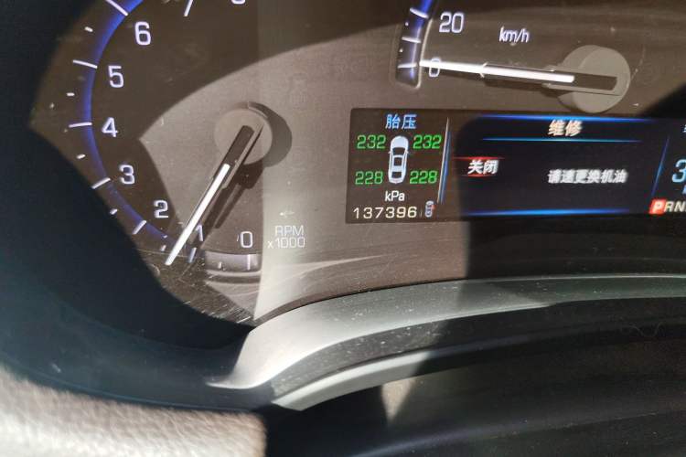 Used Cadillac XTS 2014 28T Comfort Version
