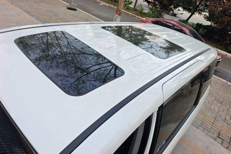 Used GAC Trumpchi M8 2023 Master Series 390T Prestige Edition Roof