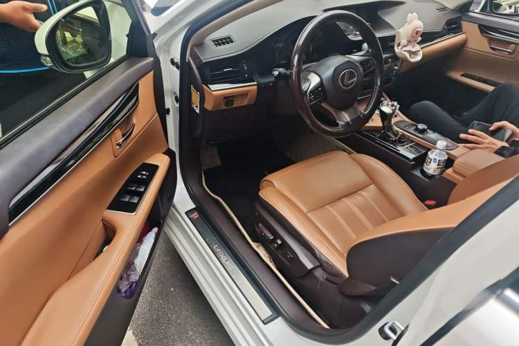 Used Lexus ES 2015 200 Elite Edition
