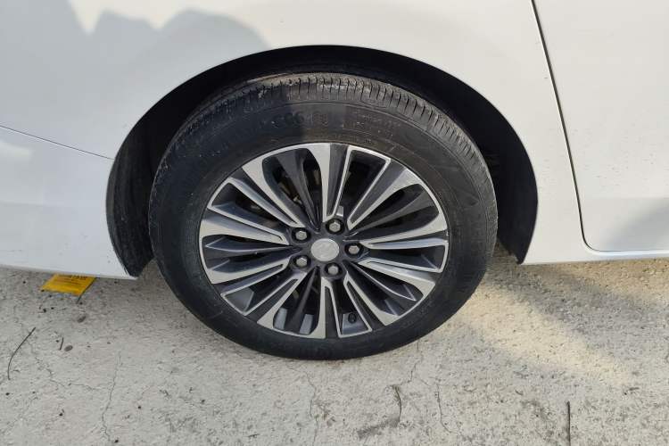 Used Buick GL8 2021 ES Landtrek 653T Luxury Model