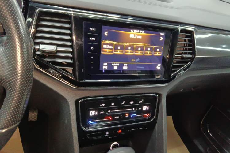 Used Volkswagen Teramont X 2020 Facelifted 330TSI Two-Wheel-Drive Luxury Edition
