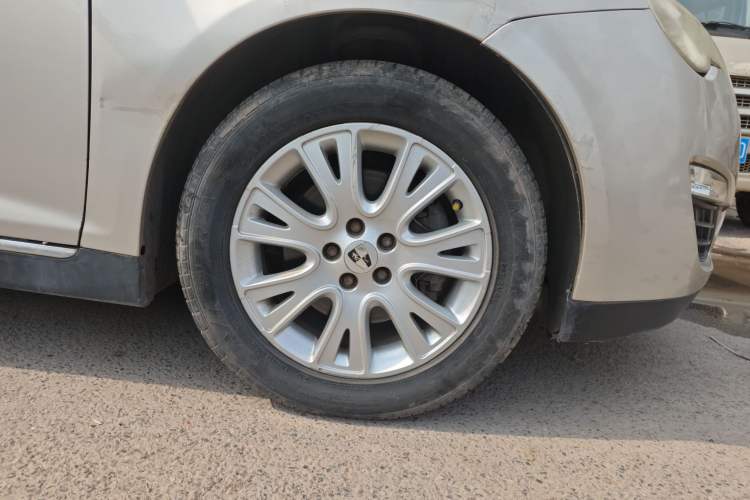 Used Roewe 550 2012 550 1.8L Automatic Value Edition
