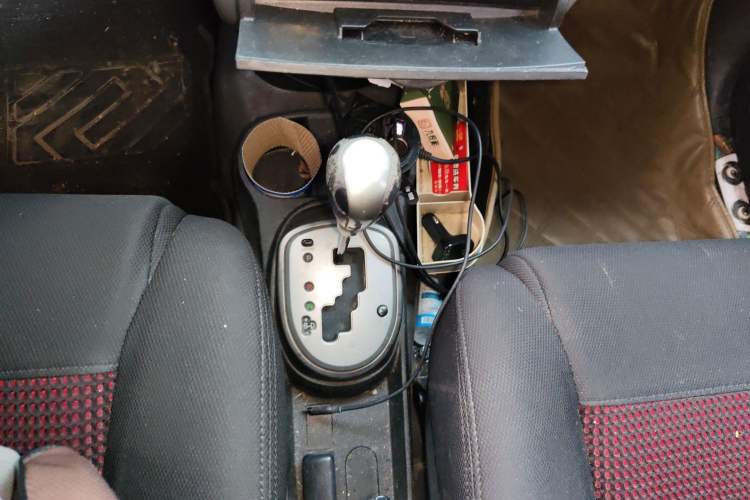 Used Great Wall M2 2010 1.5L CVT Luxury Edition Gear Lever