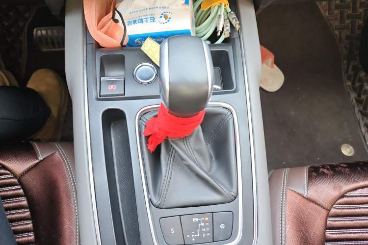 Used Citroen C5 AIRCROSS 2017 350THP Fashion Edition Gear Lever