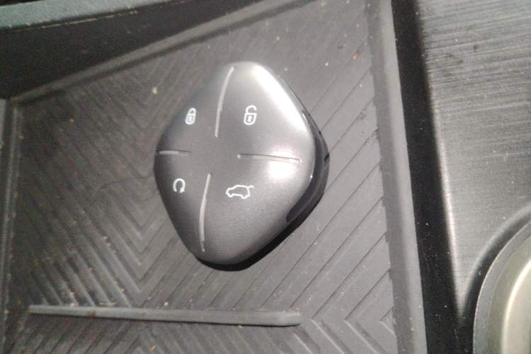 Used JETOUR Dashing 2023 1.5T DCT Starlight Shine Pro Edition Vehicle Key