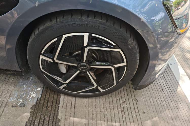 Used BYD Seal 2022 700 km Long-Range Rear-Wheel-Drive Version
