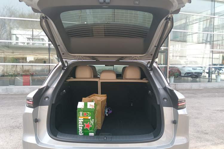 Used Li Auto Li Auto i6 2025 Model Two-Wheel-Drive Standard Type